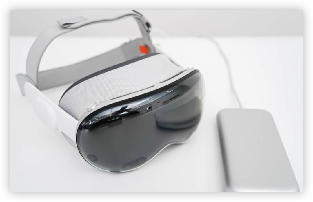Breaking Through: How Apple's VR Motion Sickness Patent Opens New Worlds for Vision Pro